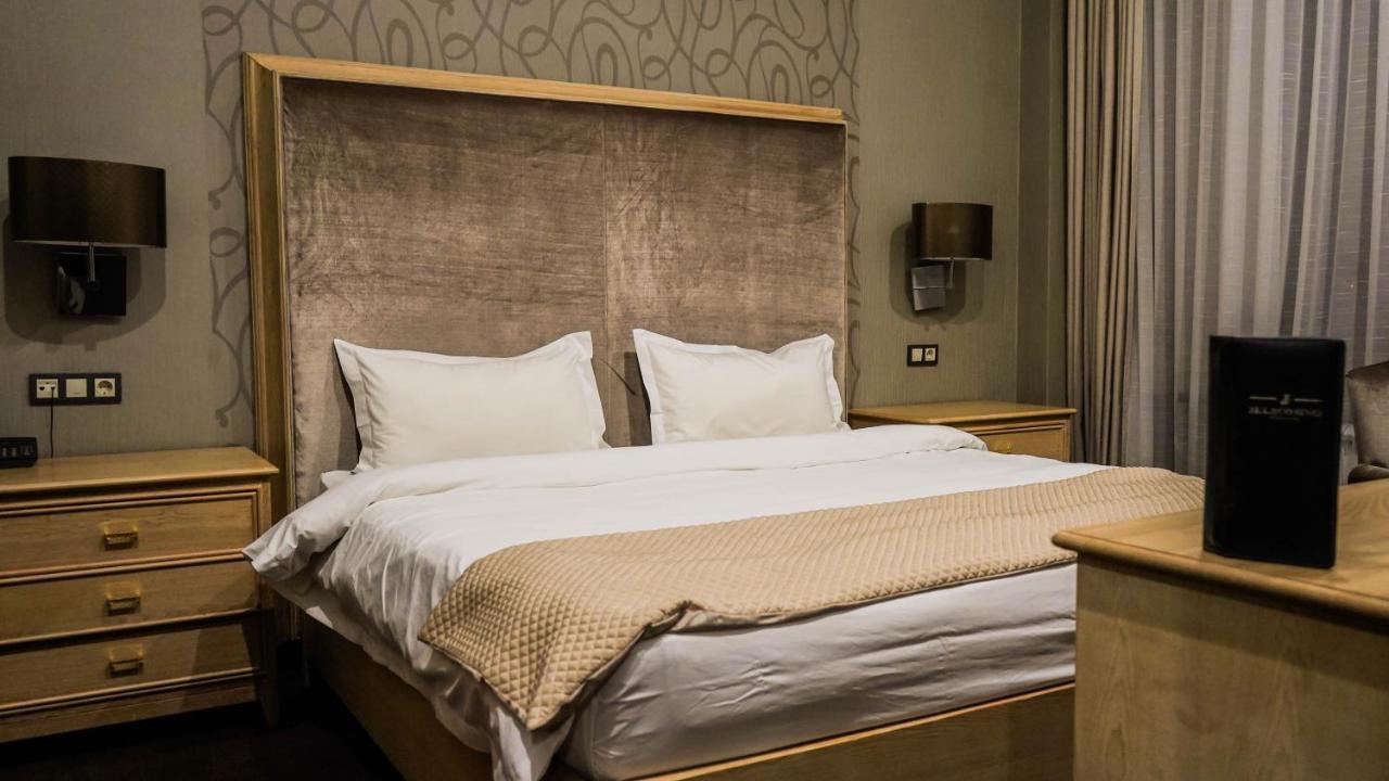 JB hotel Astana Buitenkant foto